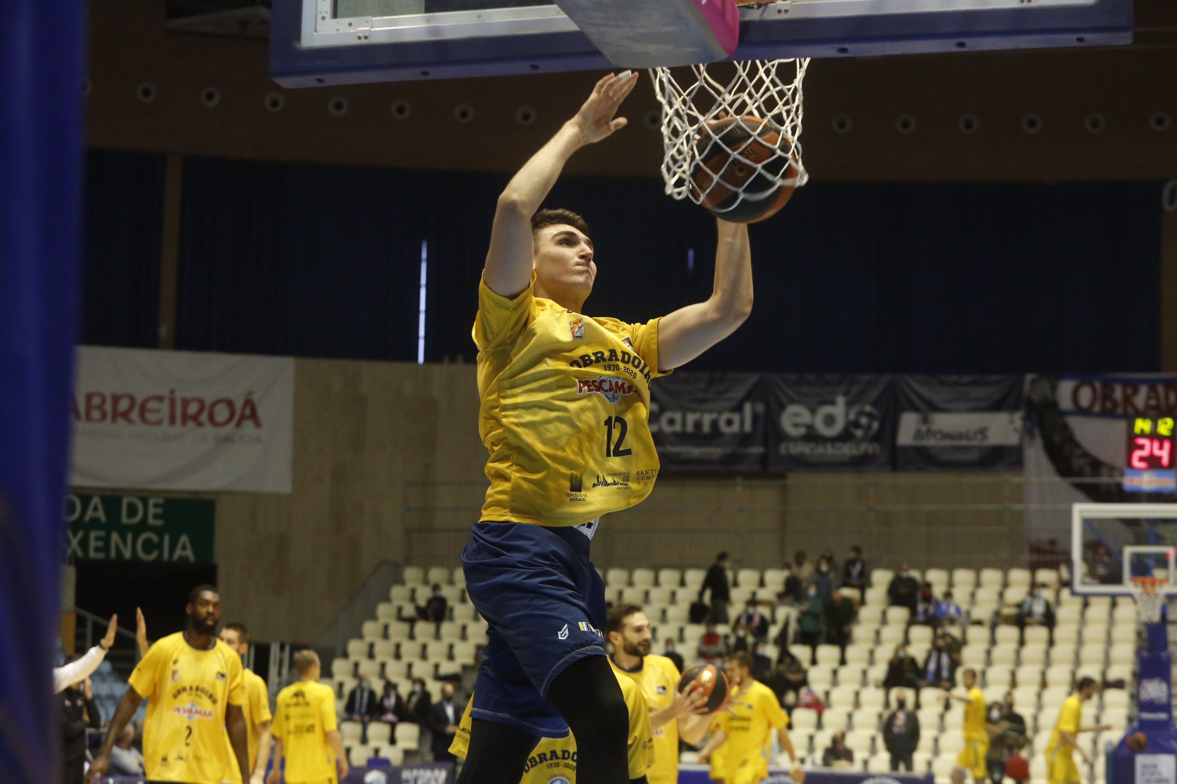 Sergi Huguet con el Mombus Obradoiro. / Foto: CB Obradoiro