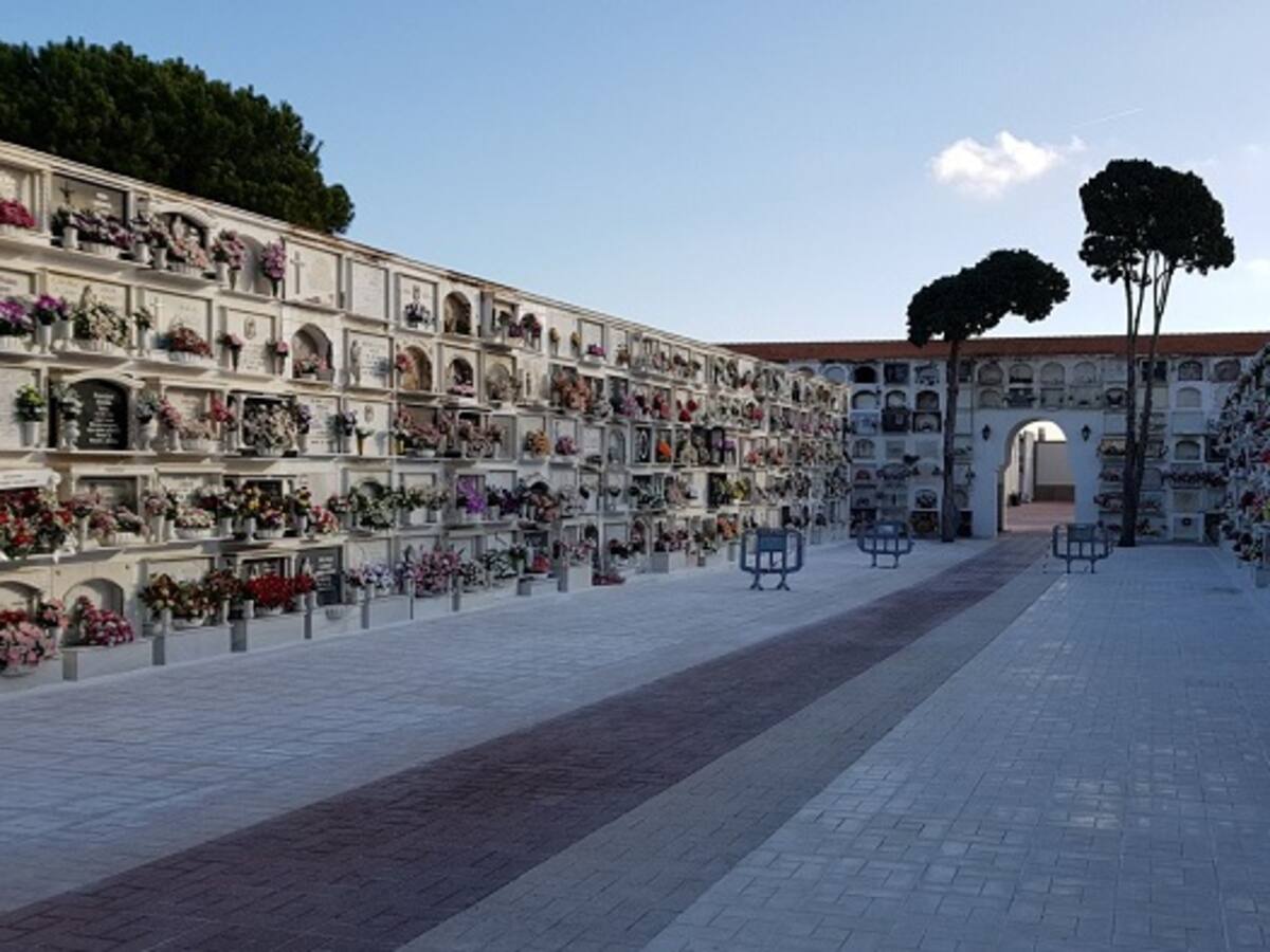 Los camposantos de La Línea amplían su horario del 27 al 2 de noviembre