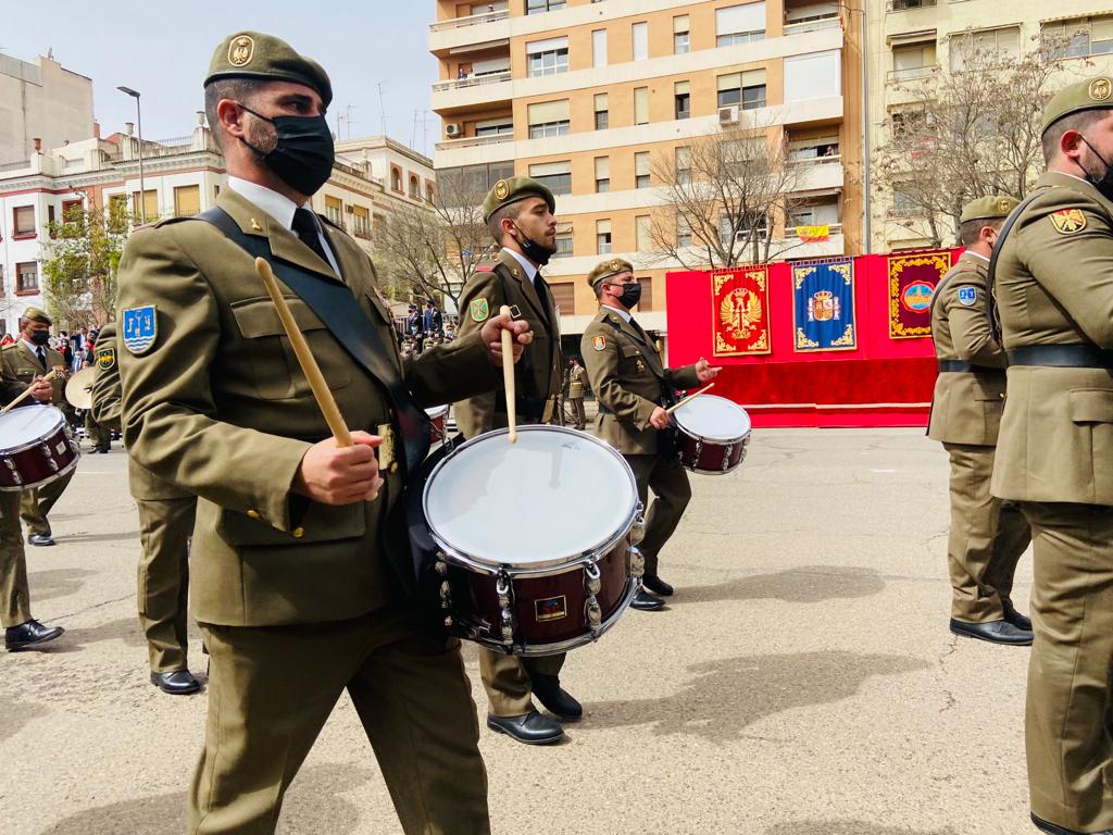 Unidad de Música del Ejército de Tierra, durante un desfile castrense celebrado en Córdoba por el centenario de las unidades acorazadas