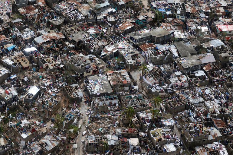 Los destrozos del huracán Matthew en la ciudad de Jeremie, en Haití