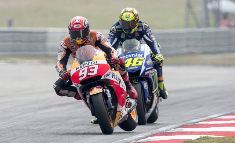 Marc Márquez y Valentino Rossi en el GP de Malasia 