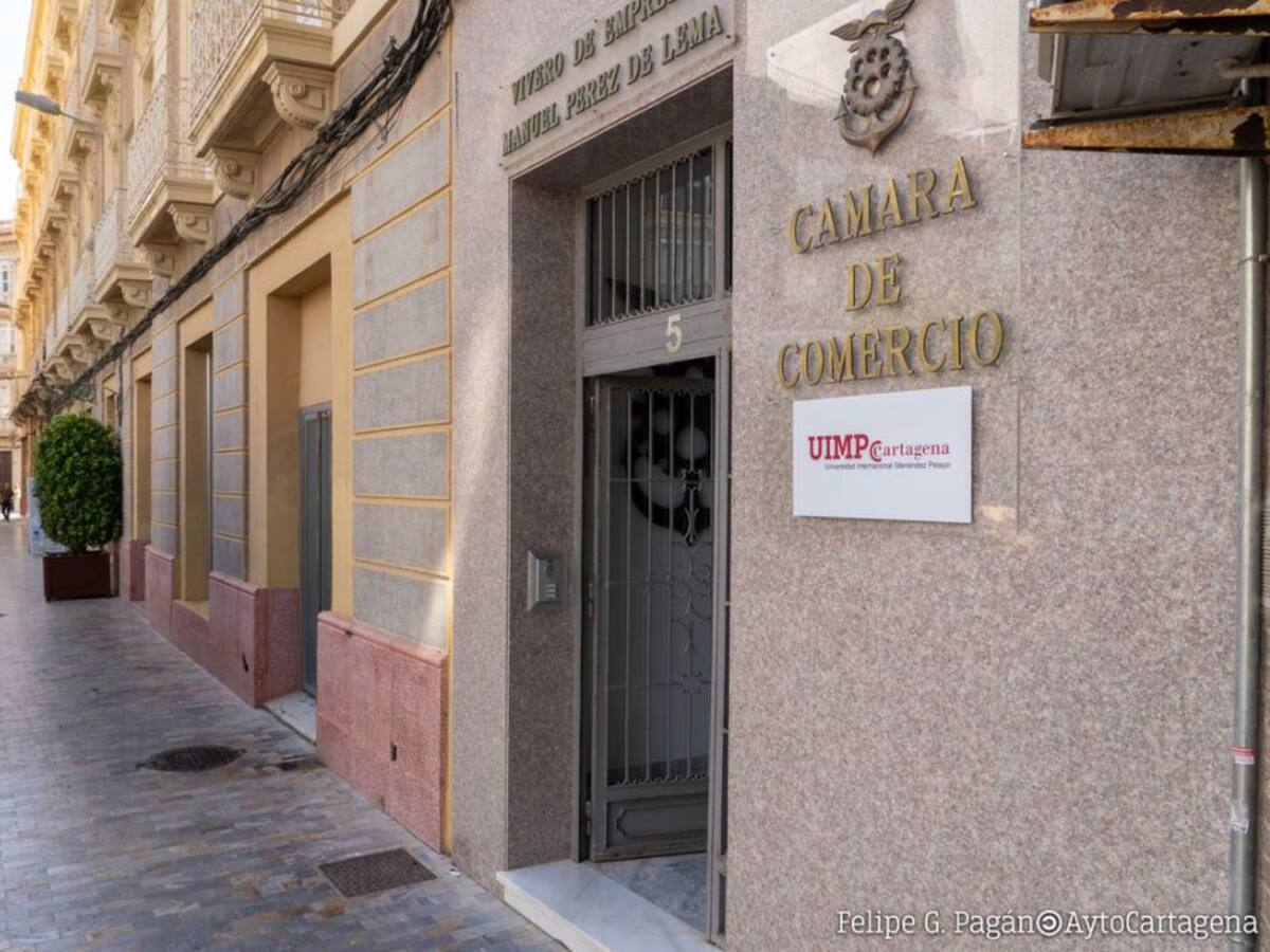 "El cierre de la sede de la Universidad Menéndez Pelayo supone un agravio para Cartagena y para la Región"