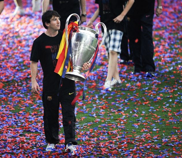 Messi con la &#039;Orejona&#039; tras ganarla en 2011 contra el Manchester United (3-0)