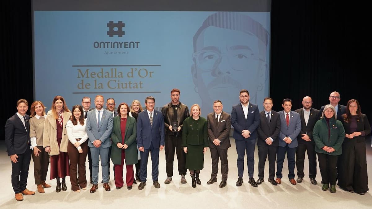 Ontinyent reconoce a Marcos Morau con su máxima distinción