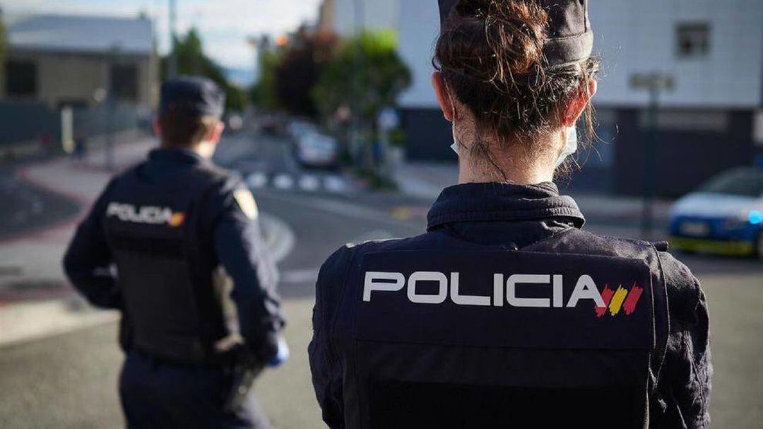 La Policía Nacional detiene a un hombre que por el impago de una mensualidad amenazó y agredió a su inquilino  
  