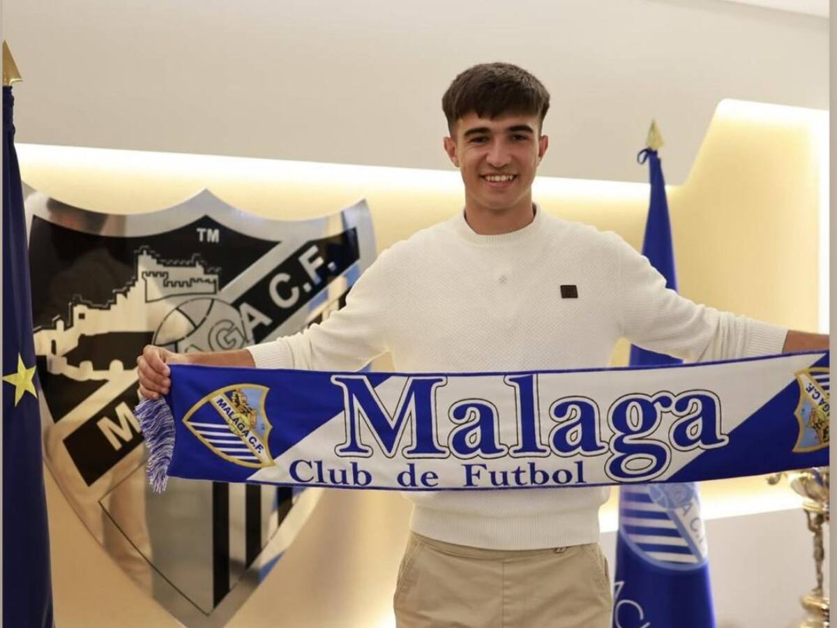 El Málaga renueva al canterano Arriaza por dos temporadas
