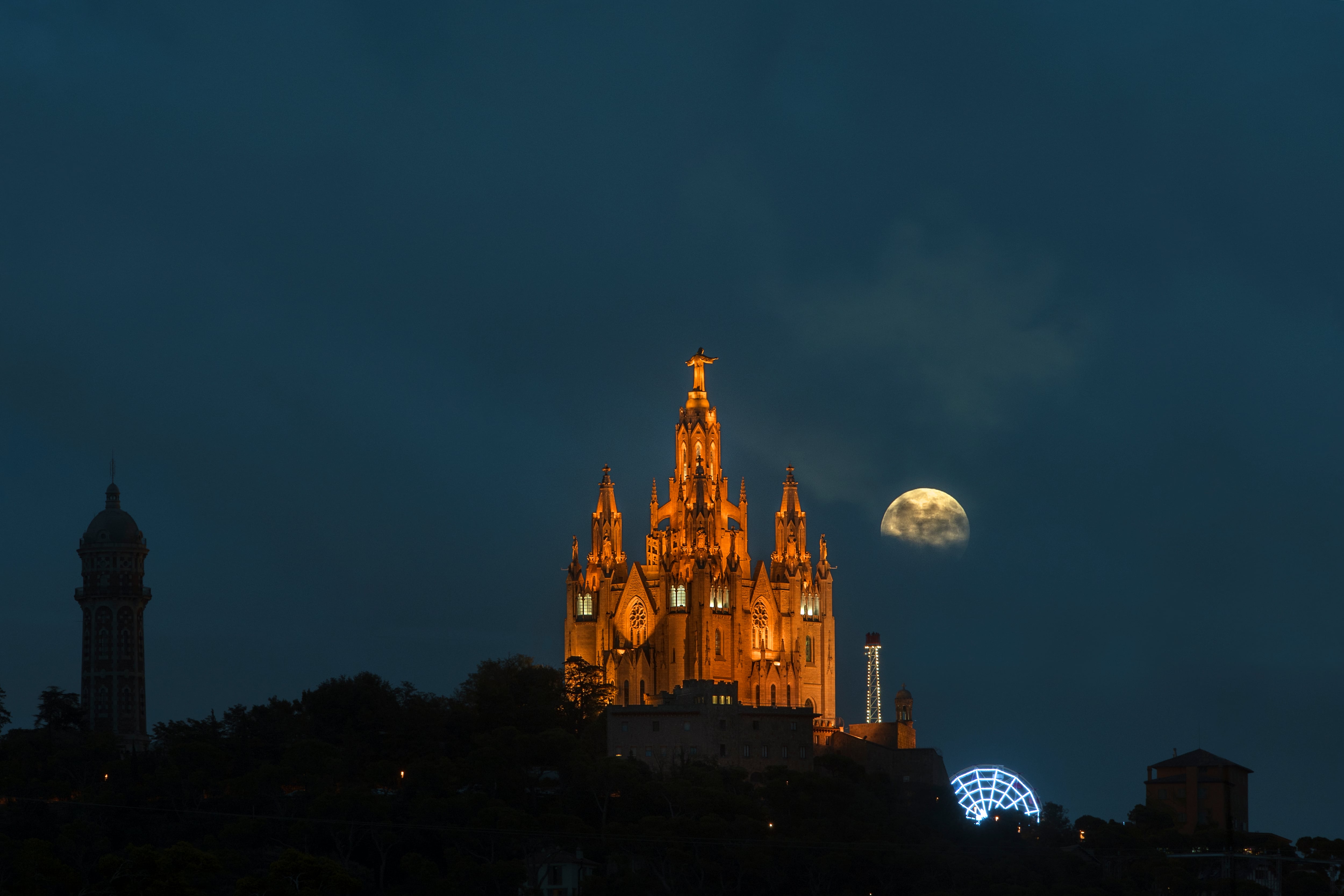 La muntanya del Tibidabo, Barcelona / Getty Images