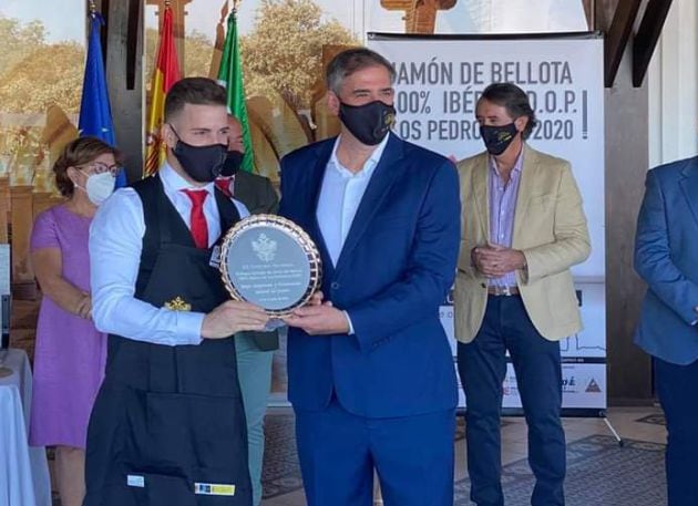 Acto de entrega de premios del Concurso Nacional de Cortadores de Jamón celebrado en Villanueva