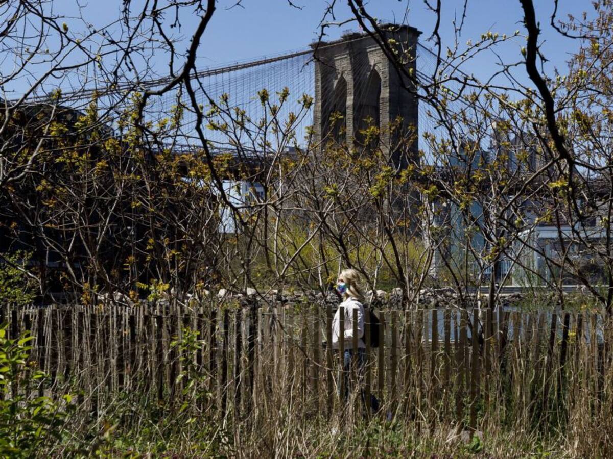 EEUU se convierte en el primer país en rebasar el millón de casos de COVID-19