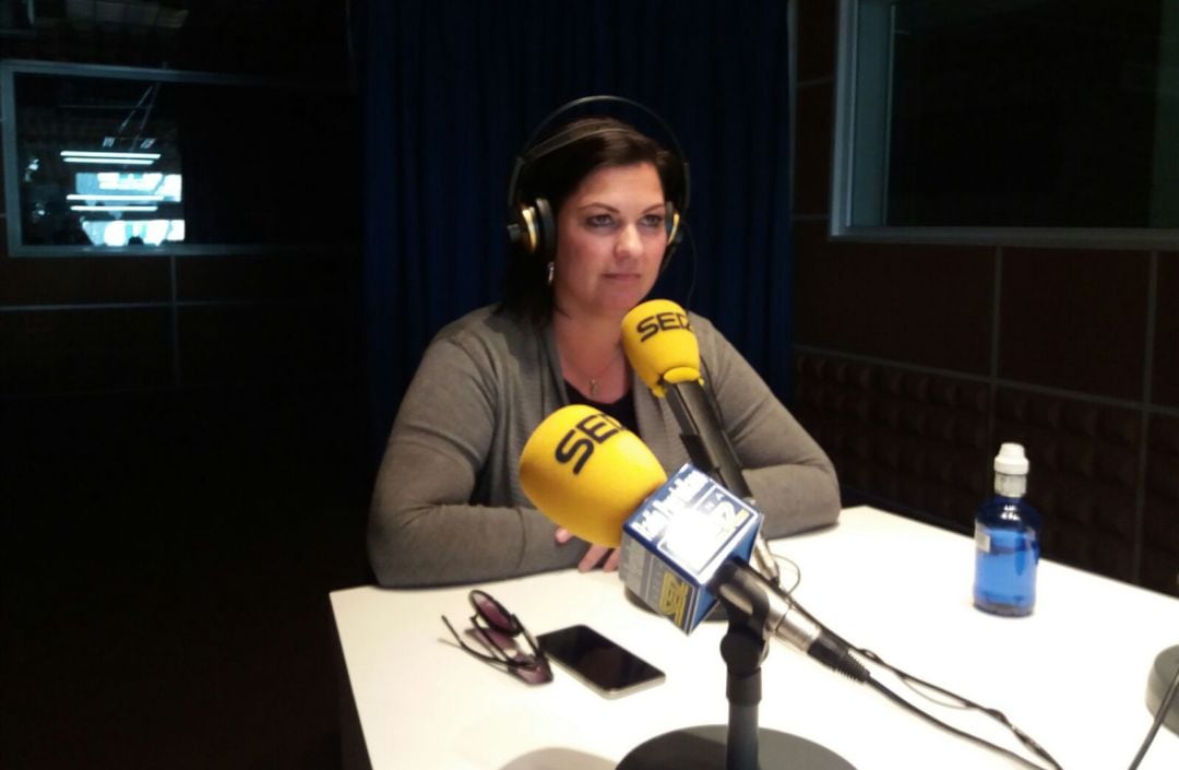 Mayte Fernández, en los estudios de SER Puertollano