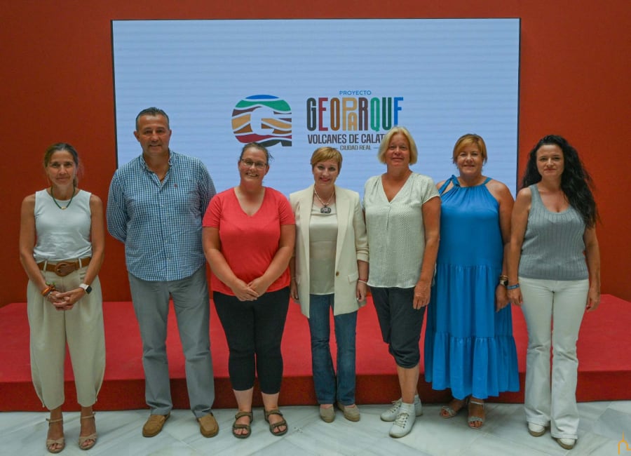 Las observadoras de la UNESCO Cristin Rangnes y Martina O´Neill  han sido recibidas en el Palacio Provincial