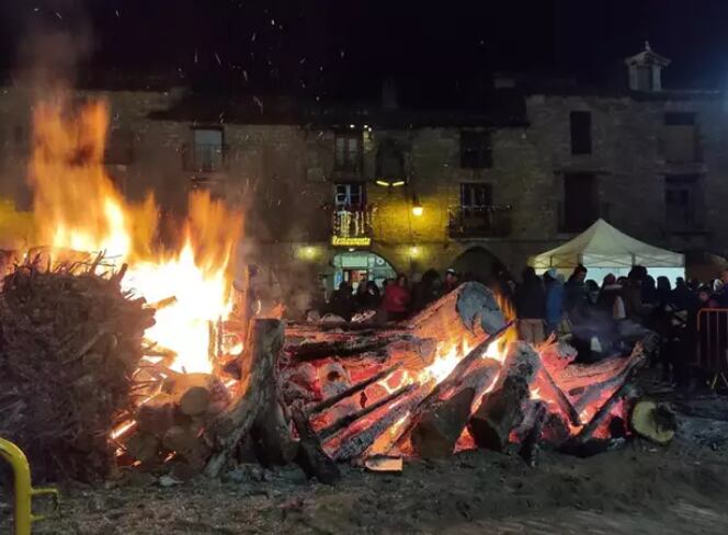 Fiesta del Punchacubas en Aínsa