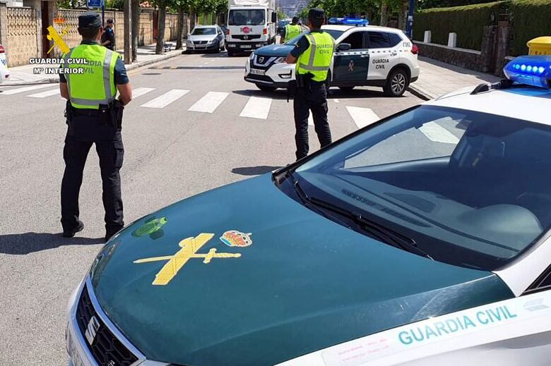 La Guardia Civil detiene a un joven en Puente San Miguel