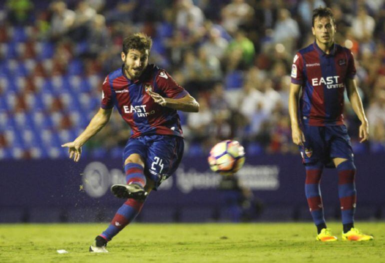 Campaña ejecuta una falta