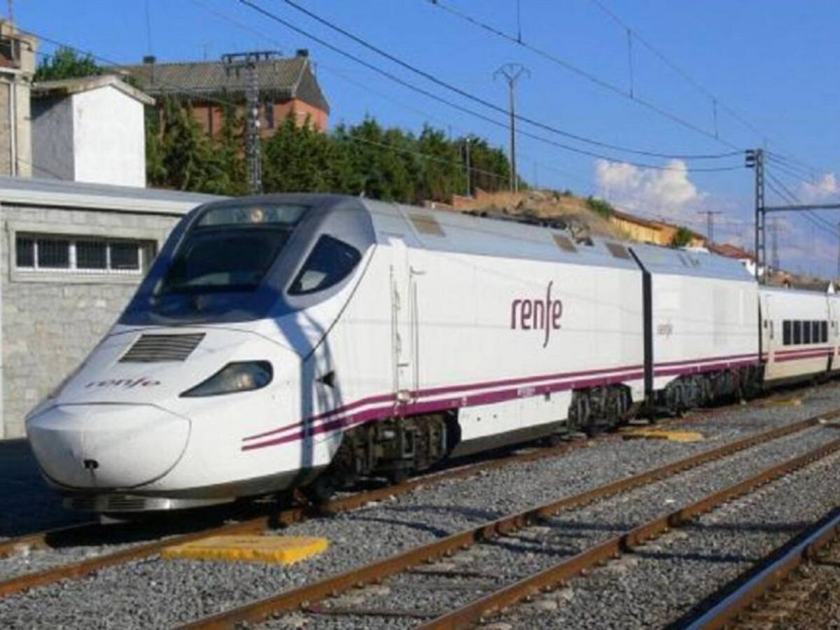 Los billetes para los trenes Altaria, Alvia y Talgo que circulan entre Cartagena y Murcia están a la venta