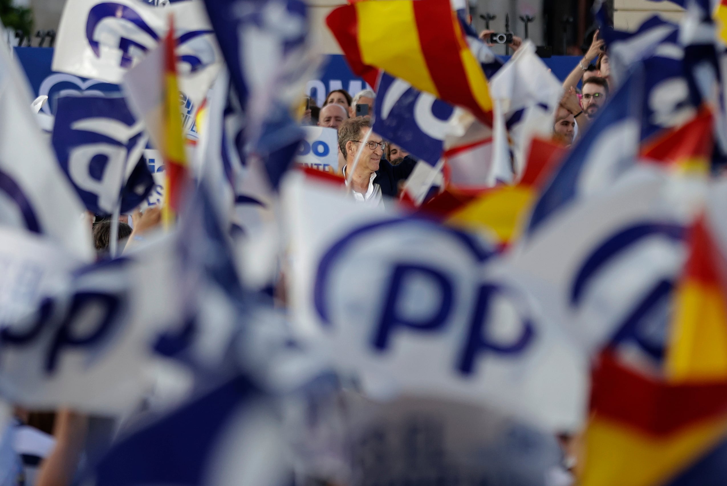 El candidato del PP a las elecciones generales, Alberto Núñez Feijóo, en el acto de cierre de campaña celebrado en A Coruña