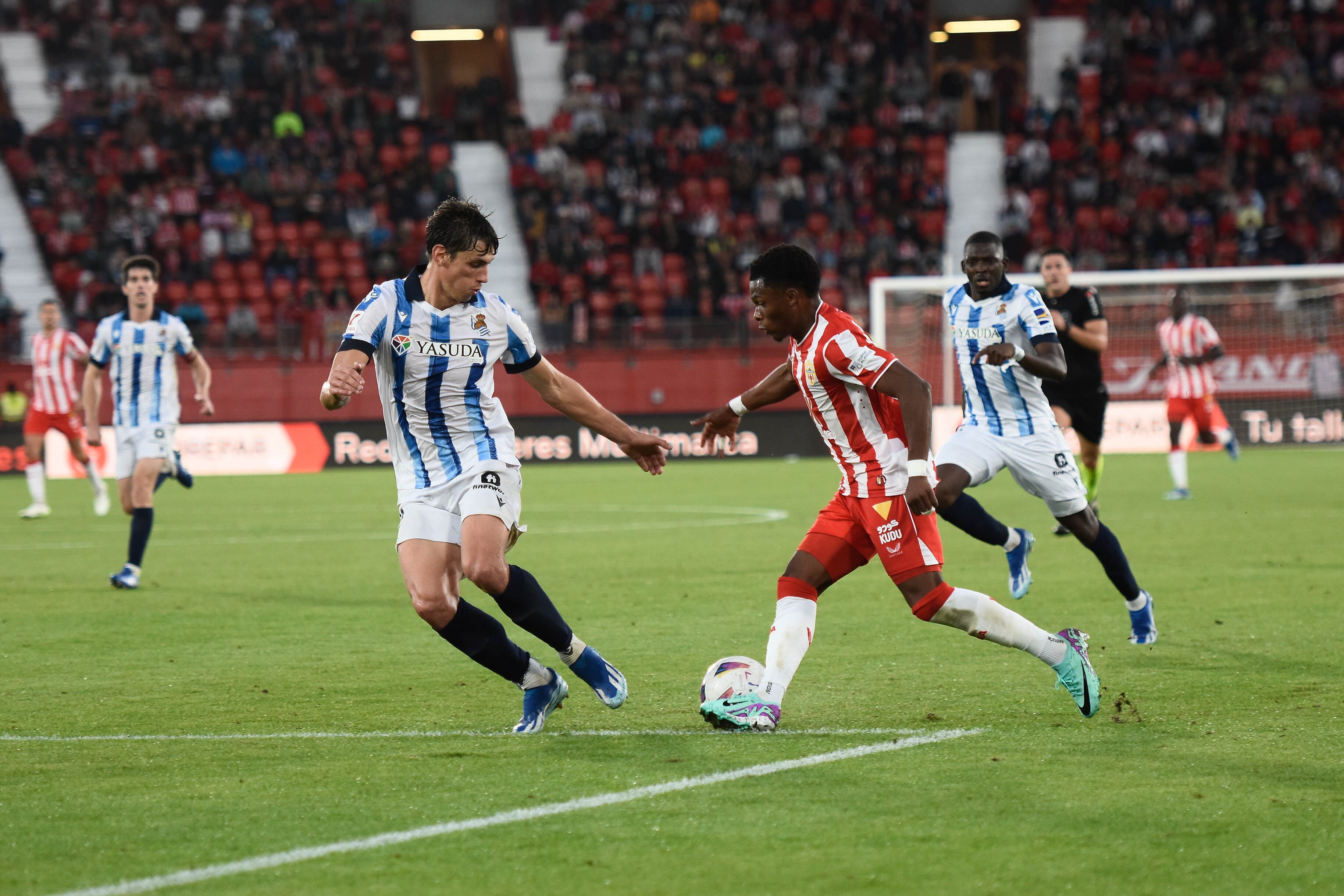 Ramazani anima el mercado en el Almería.