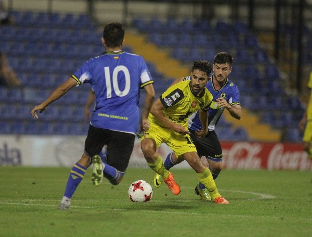 Partido entre el Hércules y el Lorca Deportiva, en la Copa del Rey