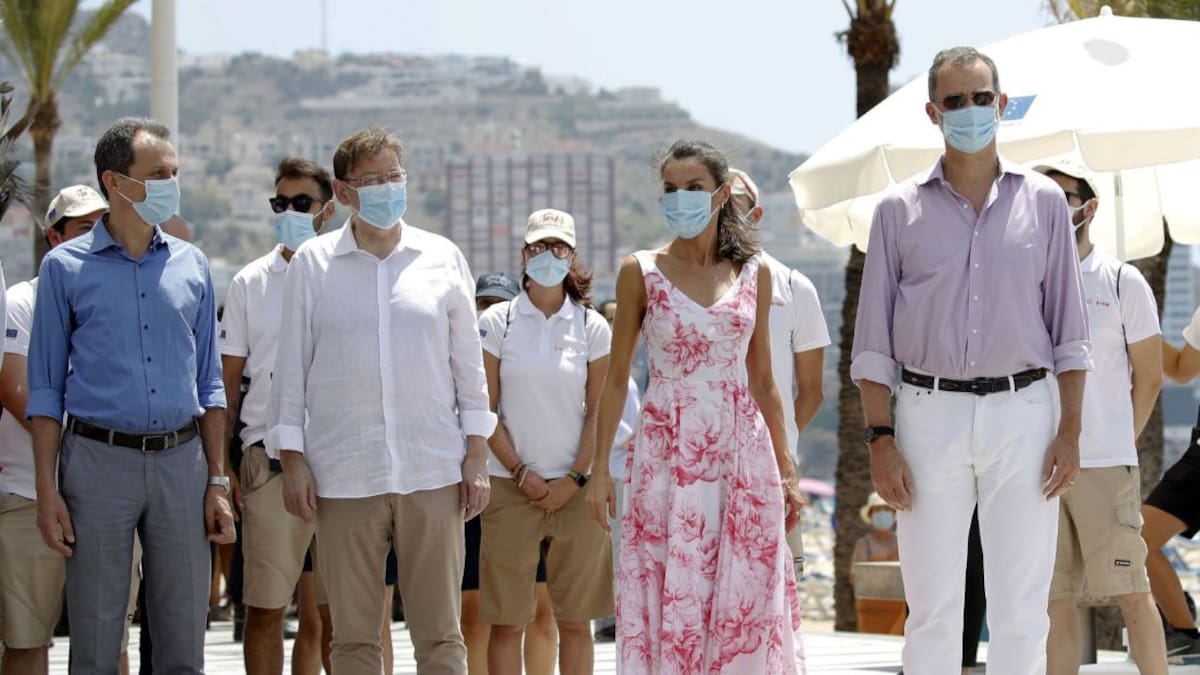 Los reyes inauguran la temporada veraniega con más incertidumbres de la historia reciente