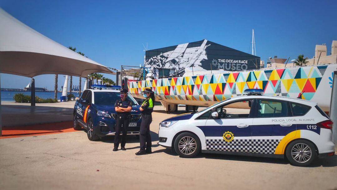 Dispositivo conjunto entre la Policía Nacional y la Policía Local de Alicante en la Zona Volvo del Puerto.