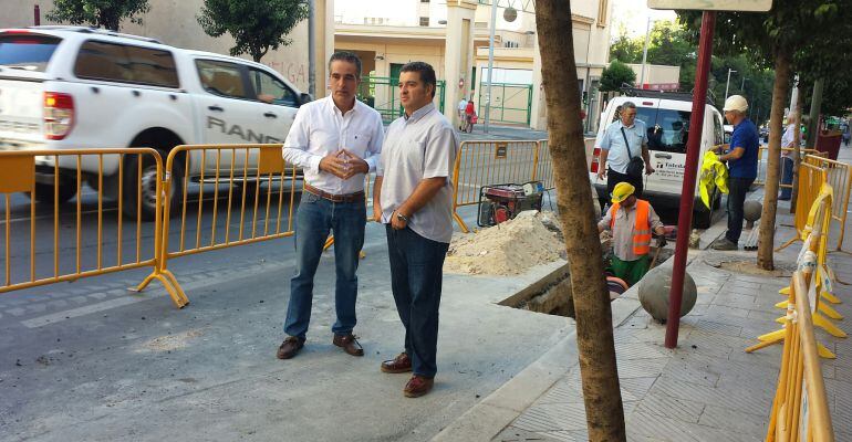 Los trabajos continúan en la avenida de Madrid