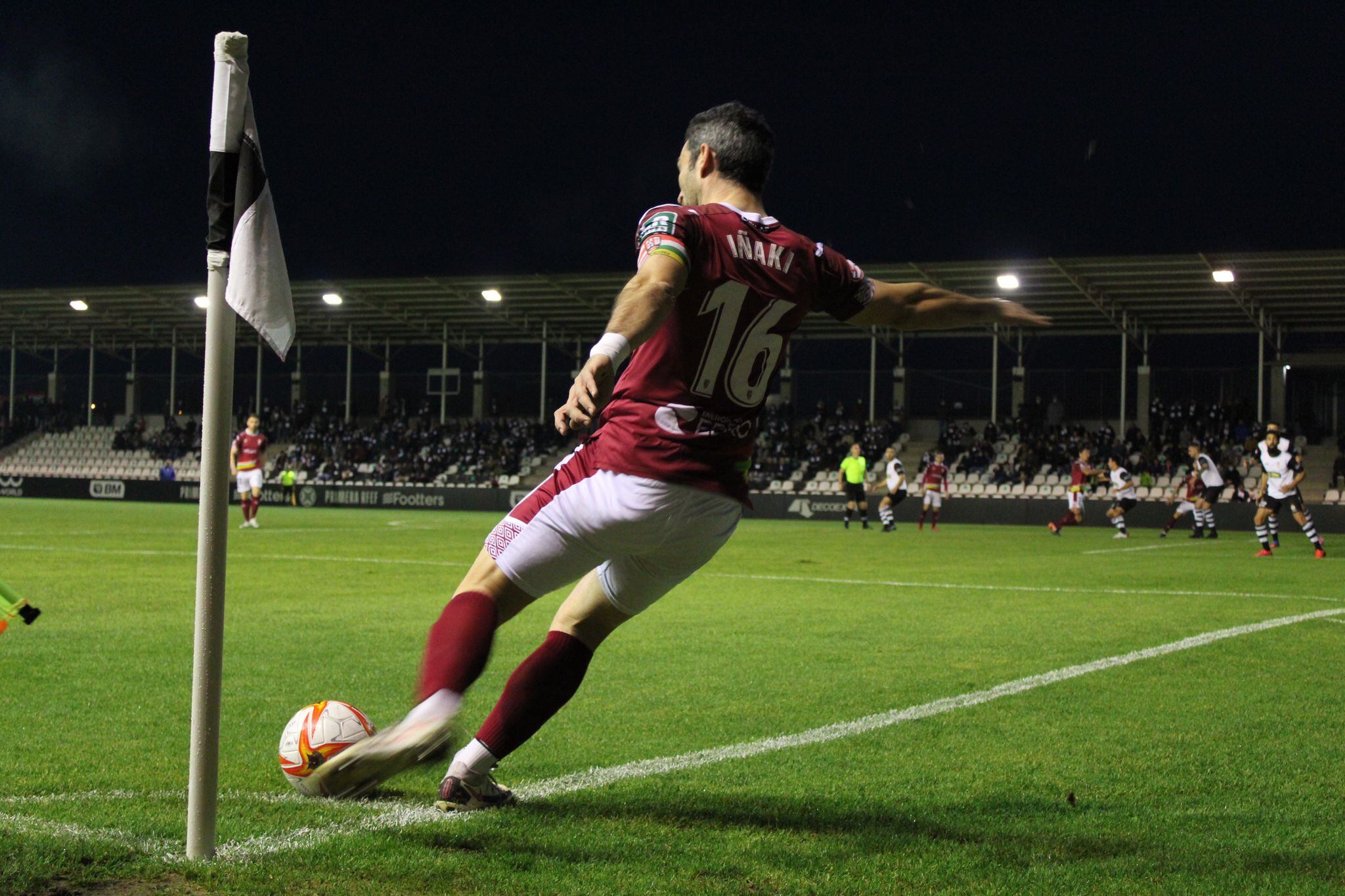 Iñaki saca un córner en Gal