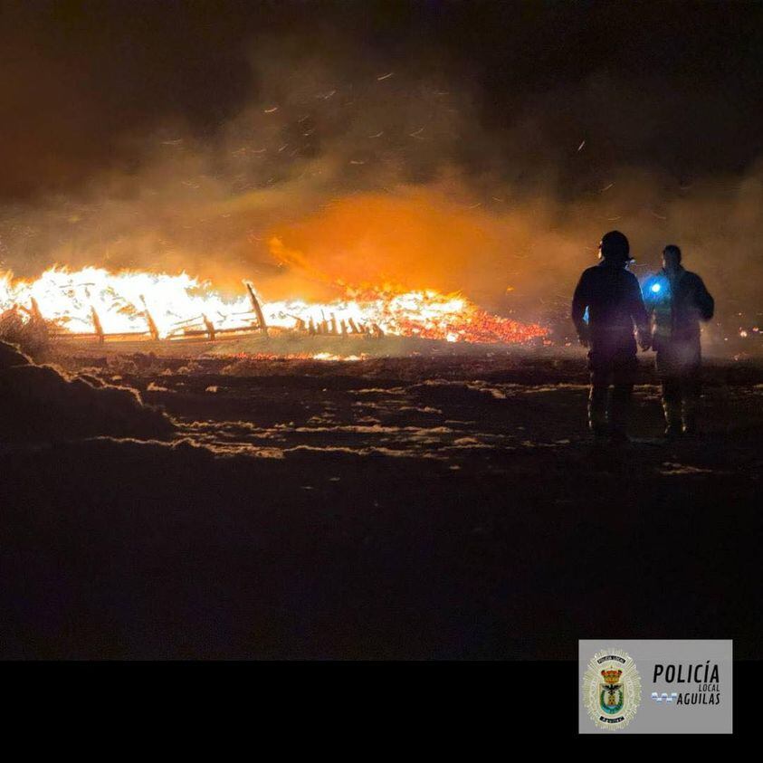 Incendio en una finca agrícola de Águilas