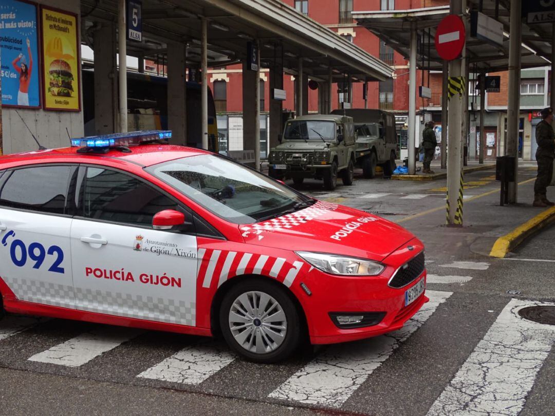 Coche de la Policía Local de Gijón.