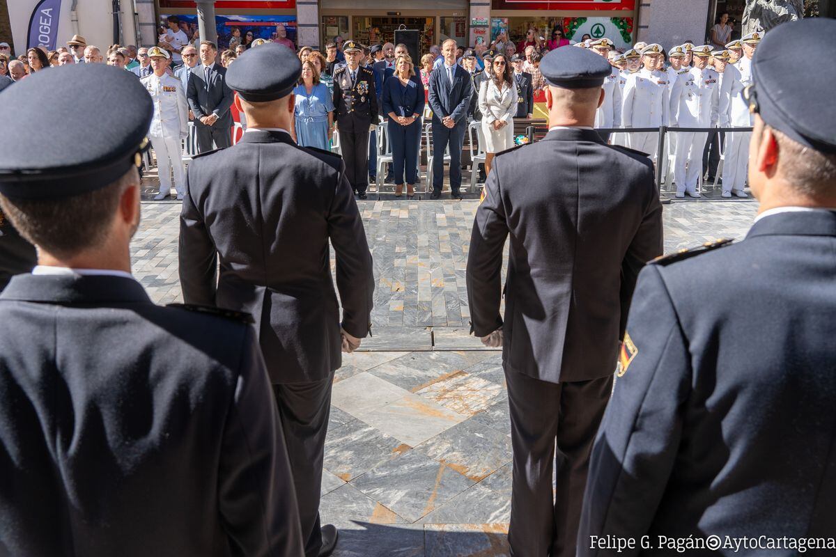 acto conmemorativo de los Ángeles Custodios en el Día de la Policía Nacional