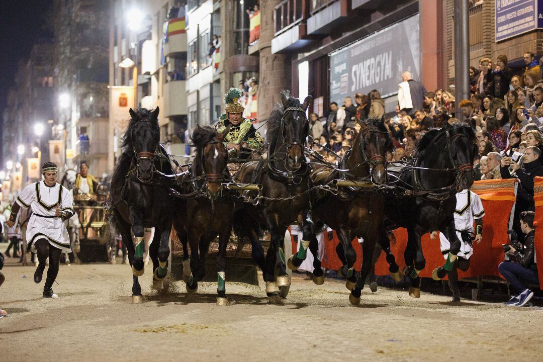 Ayuntamiento de Lorca y cofradías estudian cómo compensar la pérdida de ingresos por la venta de sillas