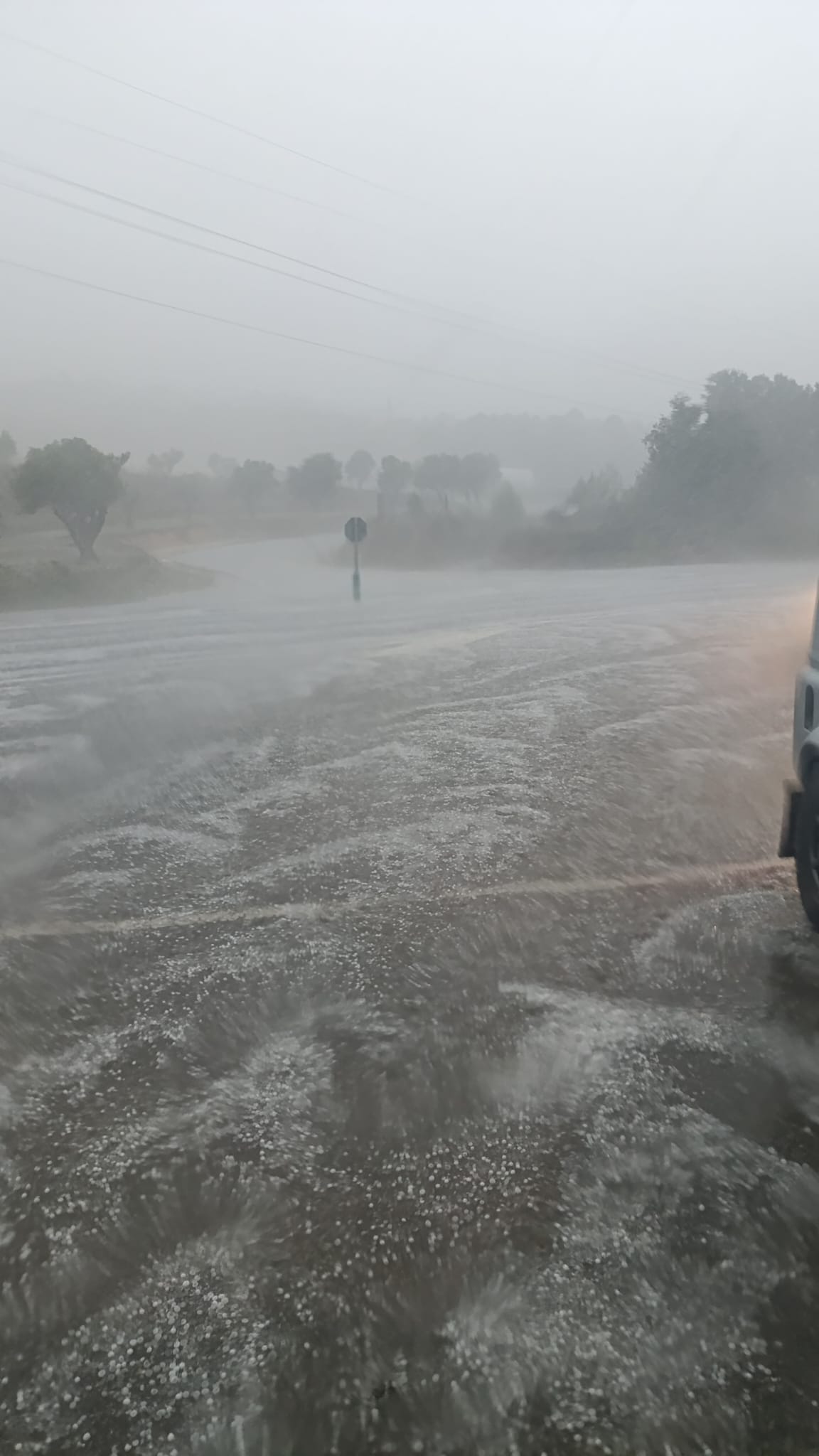 Lluvia de granizo en Barbastro