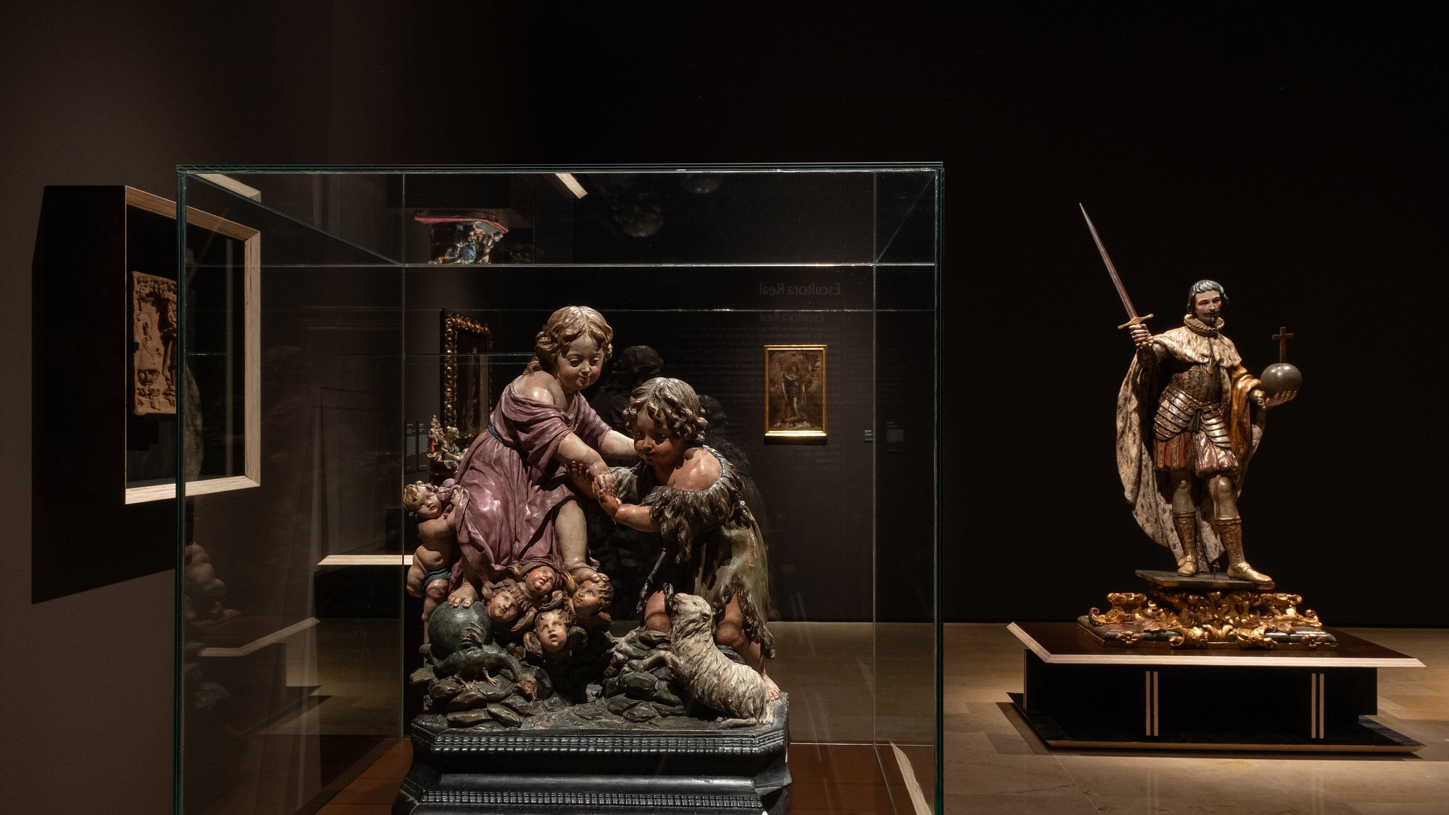 Imagen de &quot;Niño Jesús y San Juanito&quot; en la exposición del Museo Nacional de Escultura de Valladolid