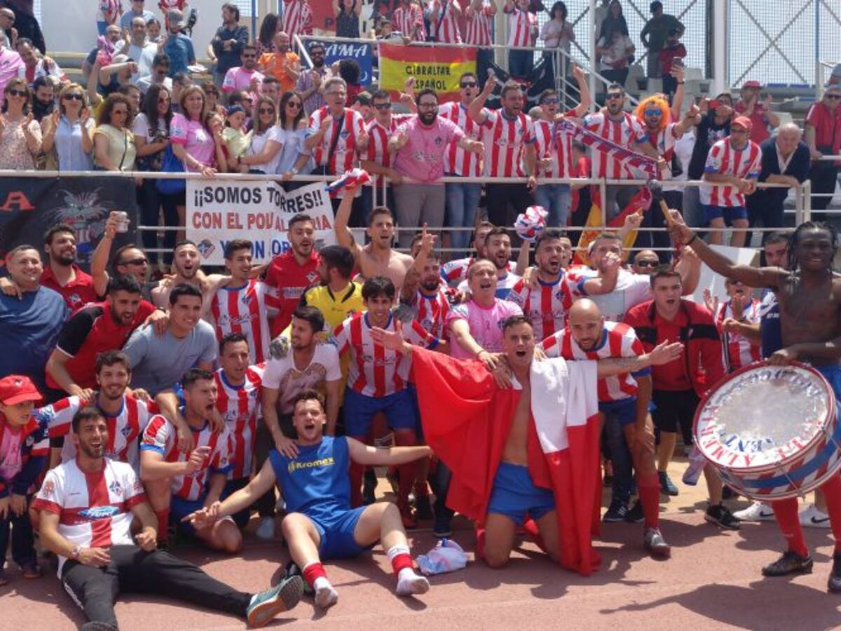 El Poli Almería acaricia la Tercera División