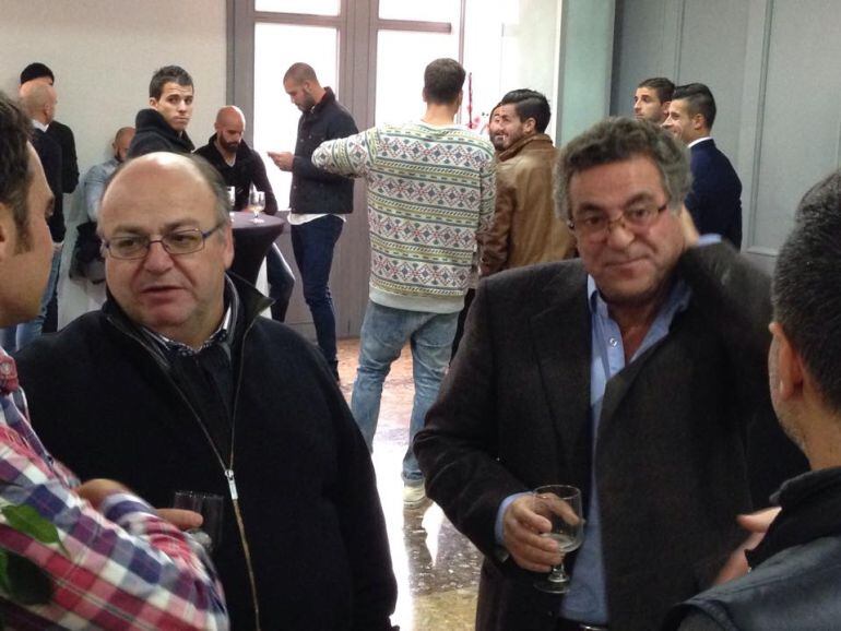 Juan Carlos Ramírez y Enrique Ortiz en un acto del club