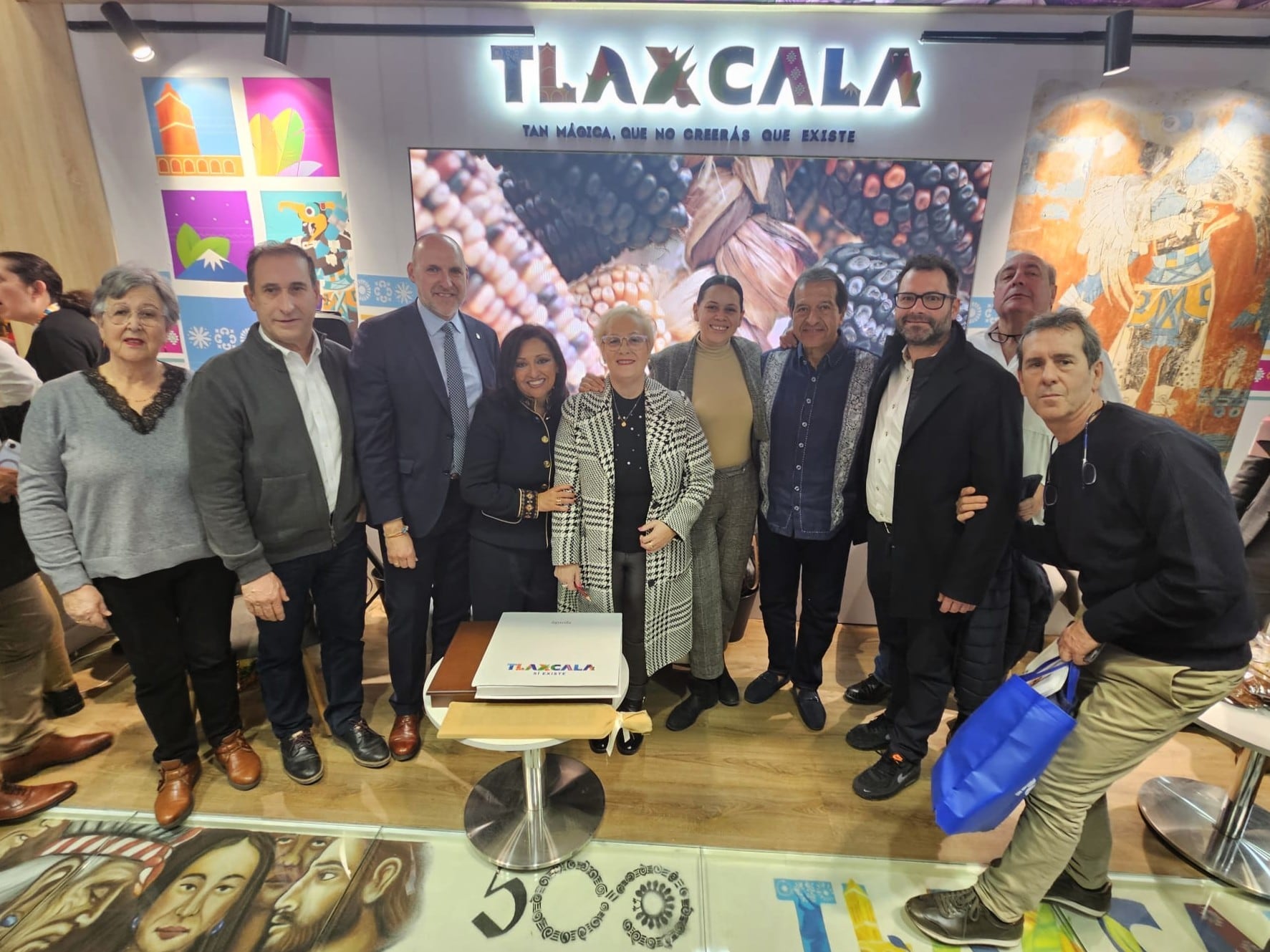 El delegado de la Junta en Talavera, David Gómez, ha acompañado a la alcaldesa de El Puente del Arzobispo, Rocío Castro, en el acto de firma del acuerdo de hermanamiento con el estado de Tlaxcala (México)