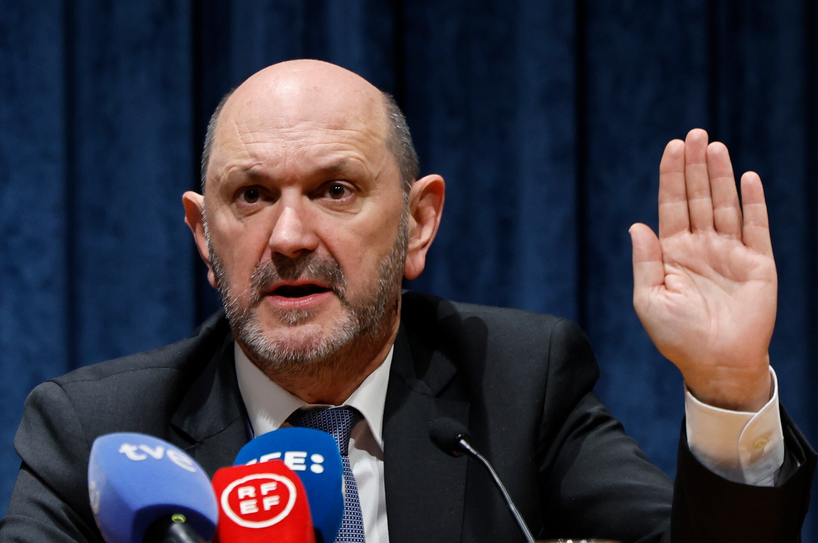 El presidente de la Real Federación Española de Fútbol (RFEF), Rafael Louzán, en la Universidad Rey Juan Carlos de Madrid