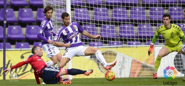 Nino remata el 0-1 en Zorrilla