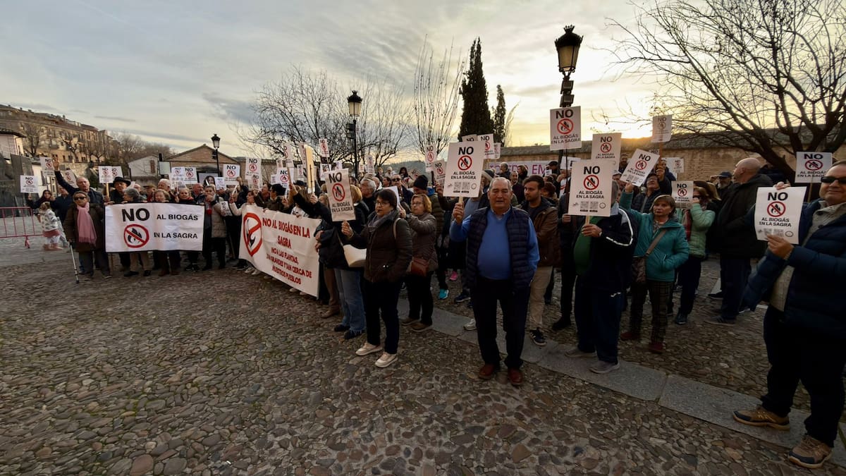 Unas 200 personas alzan la voz contra la planta de biogás en La Sagra: "esto va para los Tribunales"