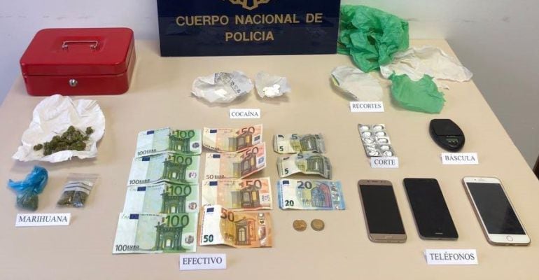 Elementos inacutados por la Policía Nacional en Andújar