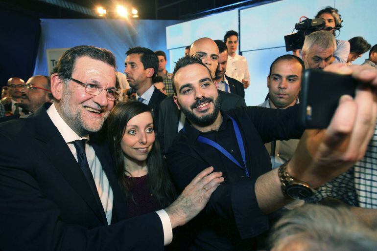 Rajoy durante un acto de campaña en Tarragona