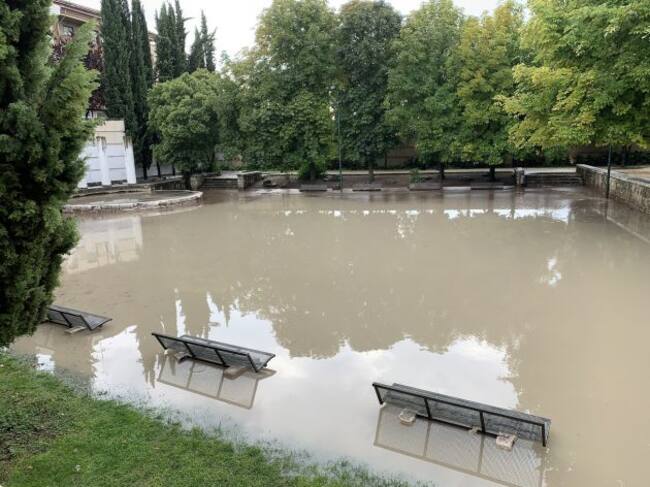 Aspecto de los Paseos de San Francisco tras la tromba de agua