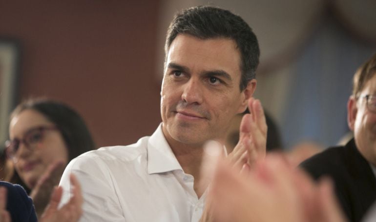 El secretario general del PSOE, Pedro Sánchez, durante una comida-mitin que han celebrado en la localidad castellonense de Vall D&#039;Uxó