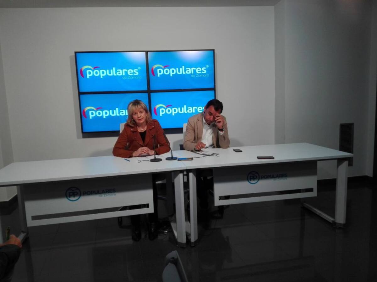 PP y Ciudadanos critican el mitin de Pedro Sánchez