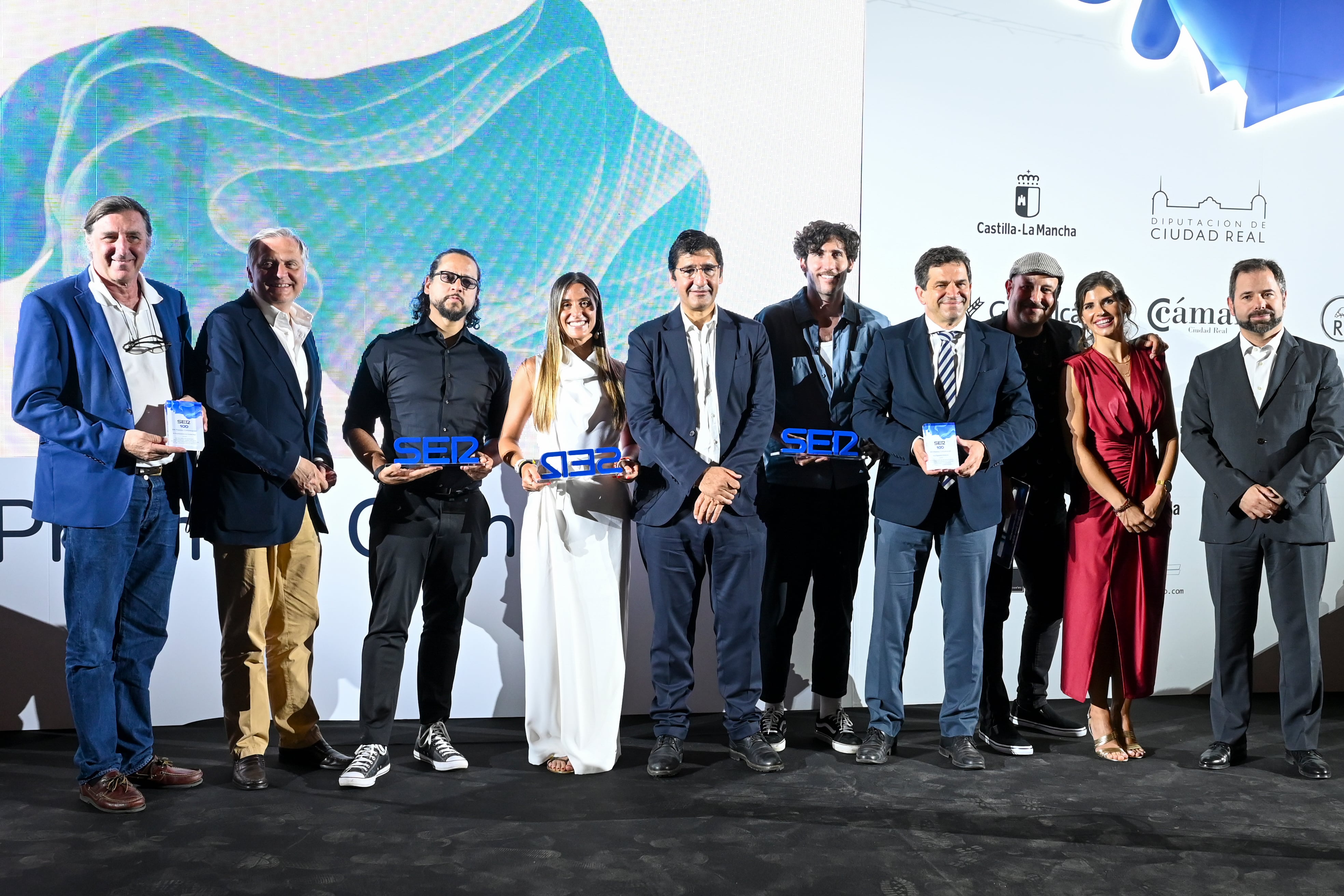 Foto familia Premios Comunicación SER Ciudad Real 2024