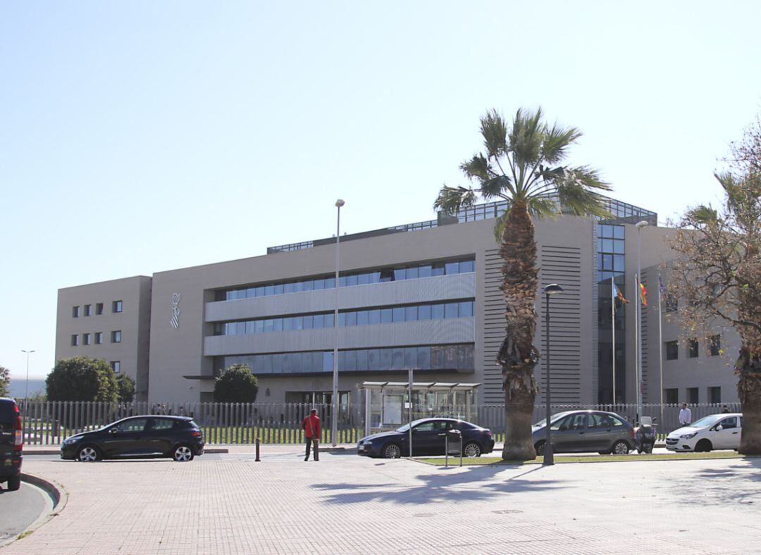 Imagen exterior de la Audiencia Provincial