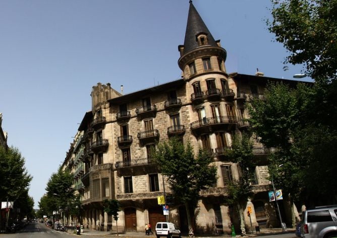 La Casa Burés, un dels edificis que la Generalitat espera vendre abans d&#039;acabar 2014