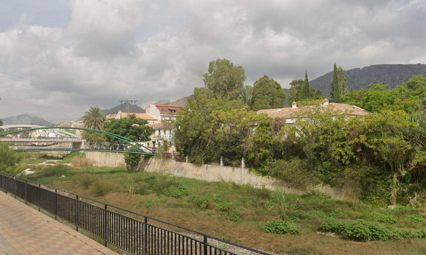 Rio Girona a su paso por Beniarbeig (Alicante) en una imagen de archivo