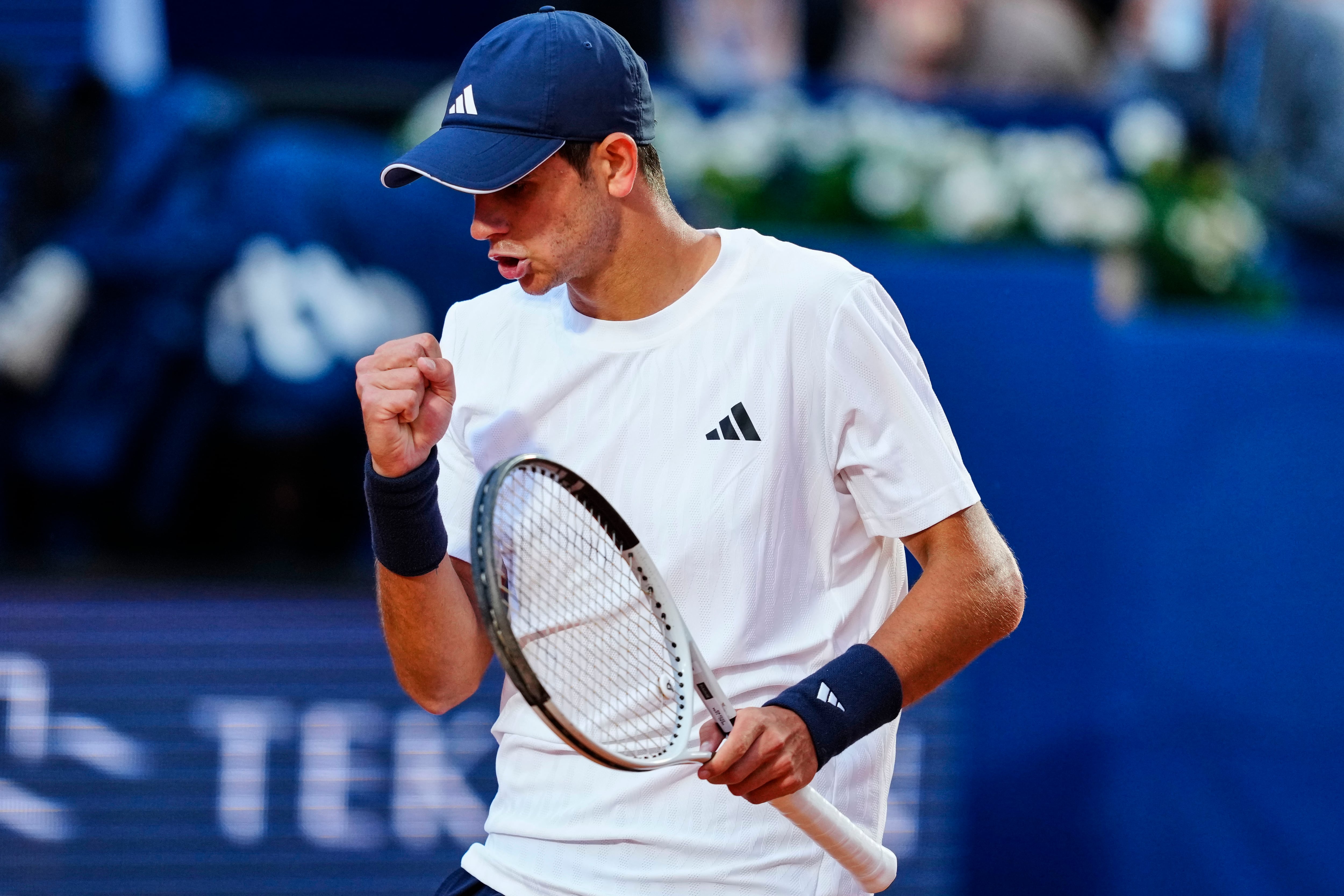 El tenista español Rafael Jodar durante su partido contra el tenista español Jaume Munar. EFE/ Alejandro García
