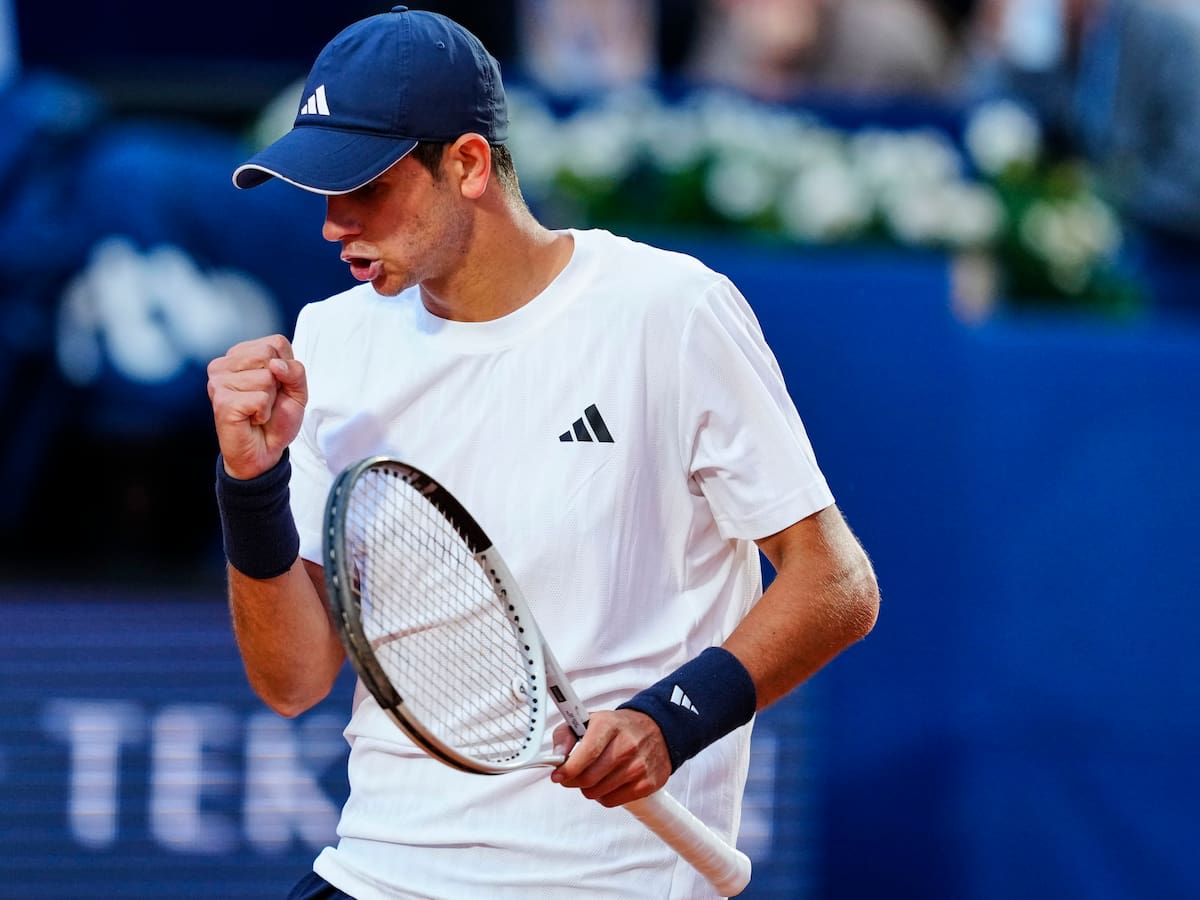 Rafa Jódar demuestra que va muy en serio en el Godó tras derrotar con solvencia a Munar