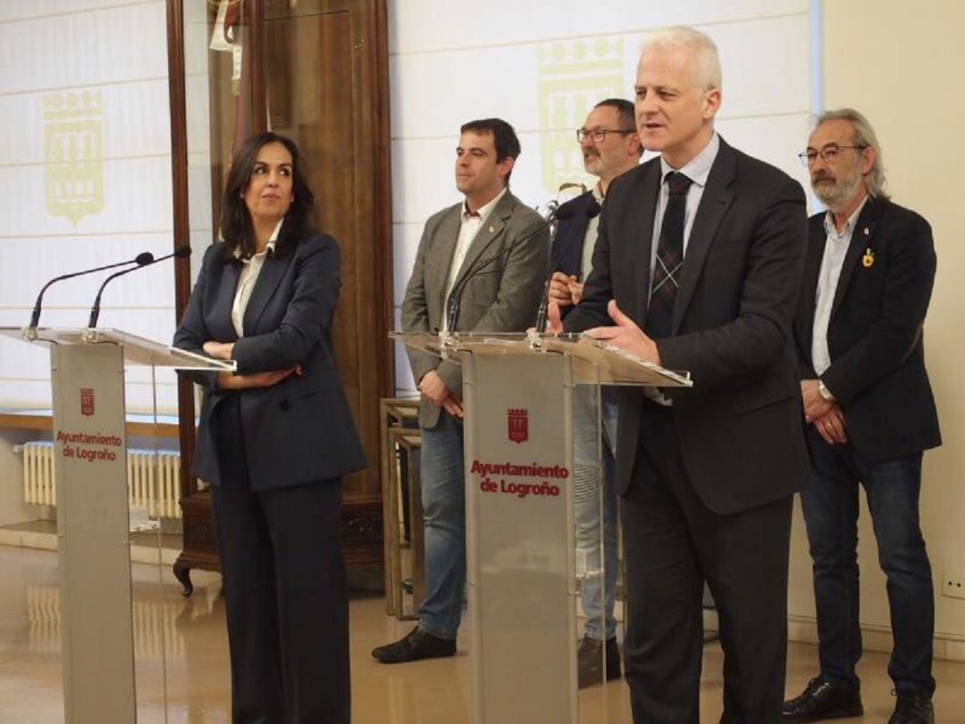 Pablo Hermoso de Mendoza presenta los presupuestos de Logroño para 2020